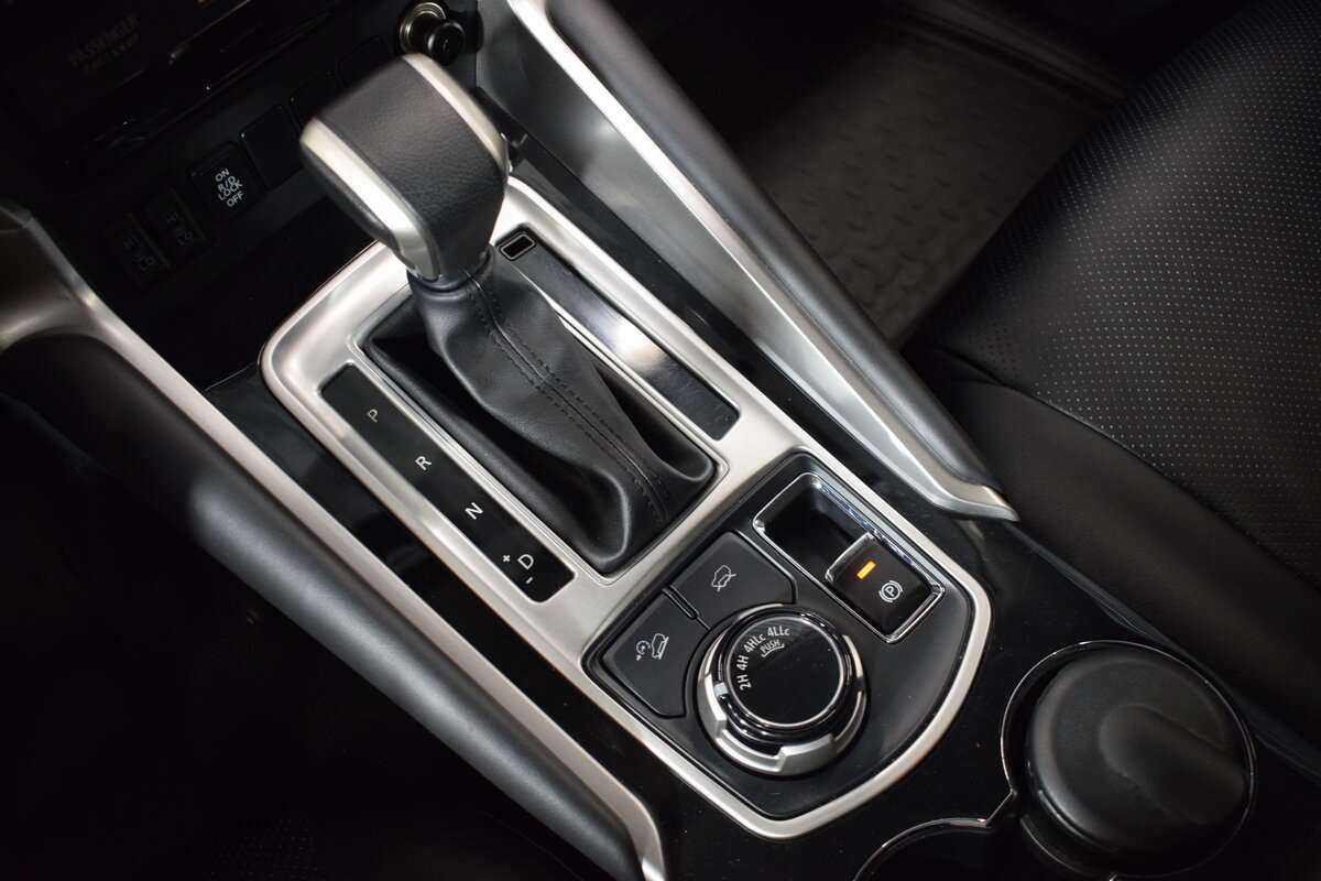 Mitsubishi Pajero Sport 2019 года с пробегом. Фото: #20