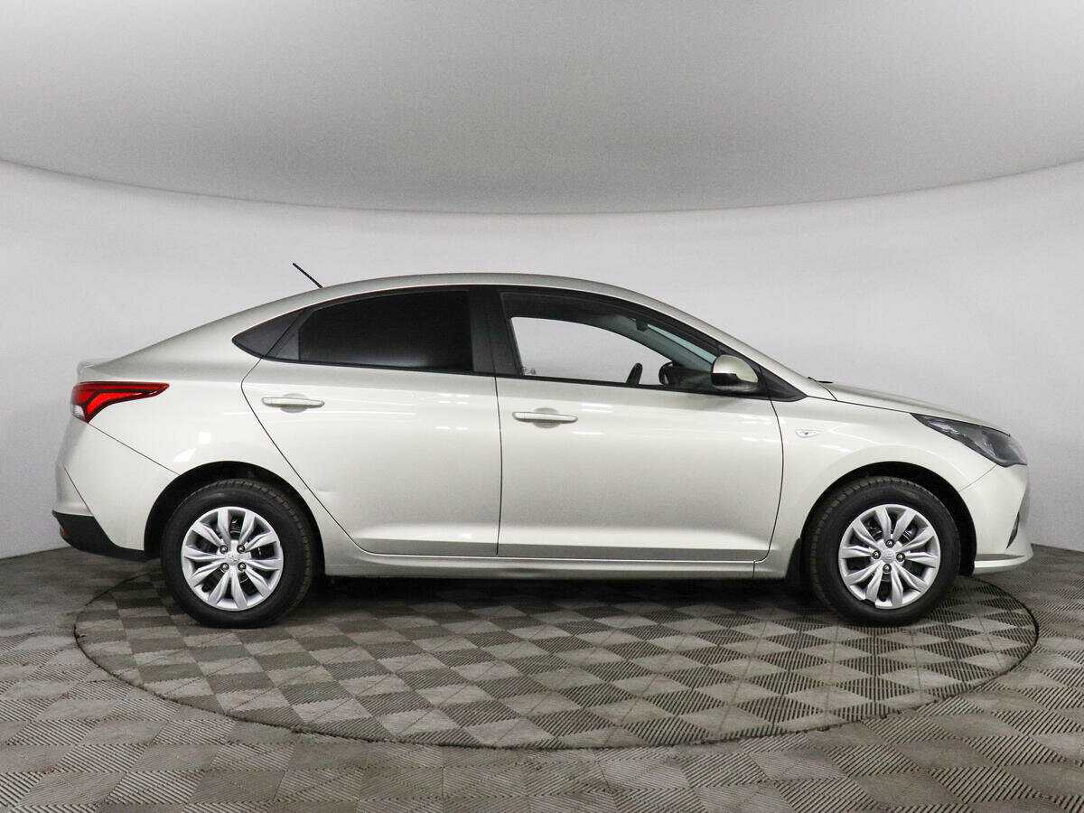 Hyundai Solaris 2020 года с пробегом. Фото: #3