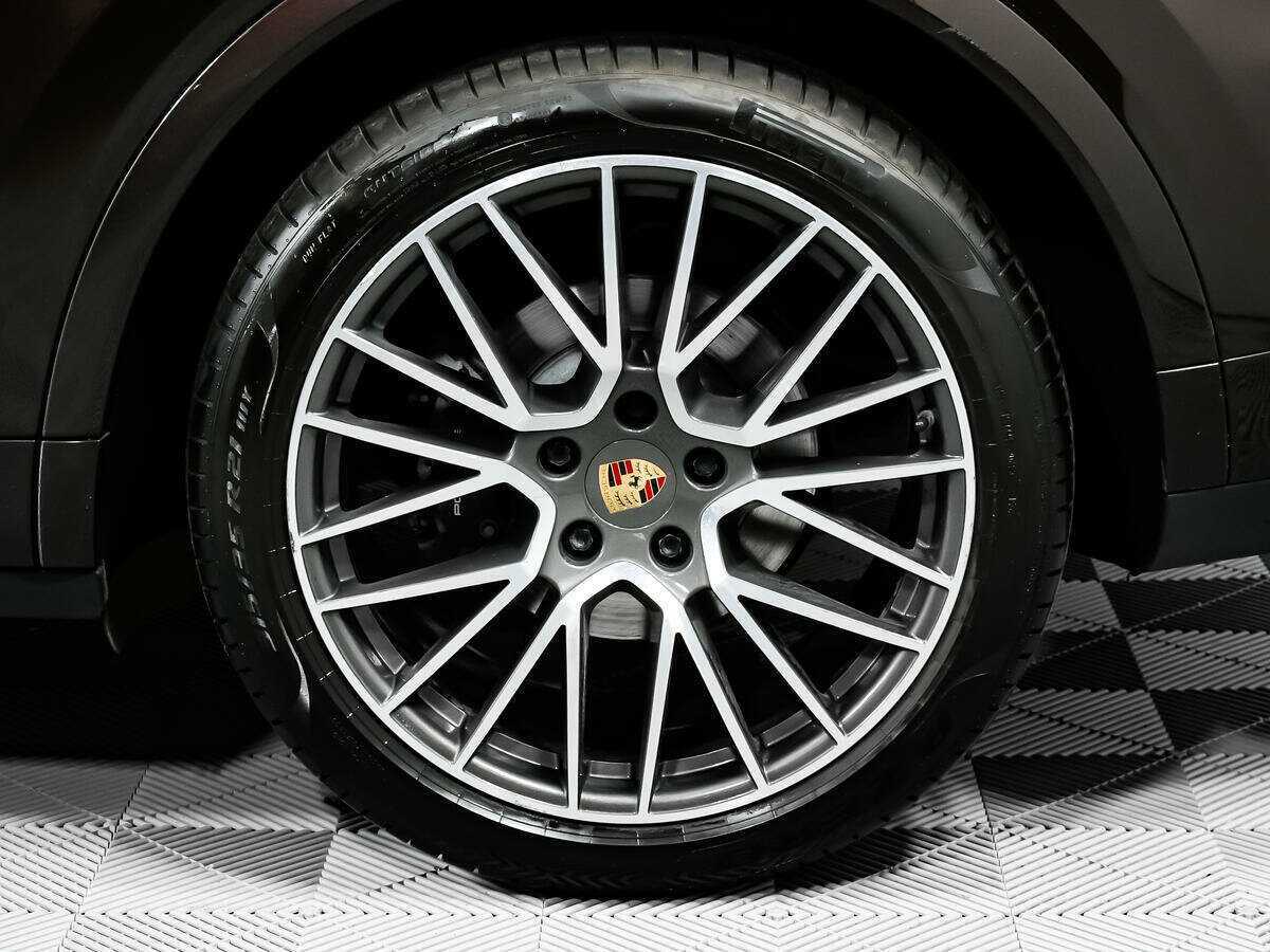 Porsche Cayenne 2019 года с пробегом. Фото: #13