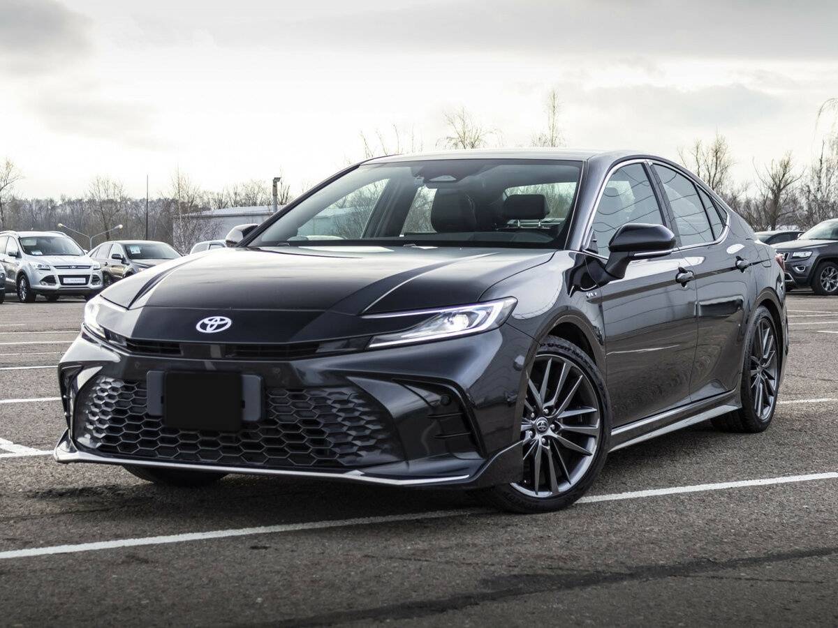 Toyota Camry 2024 года с пробегом. Посмотреть фото