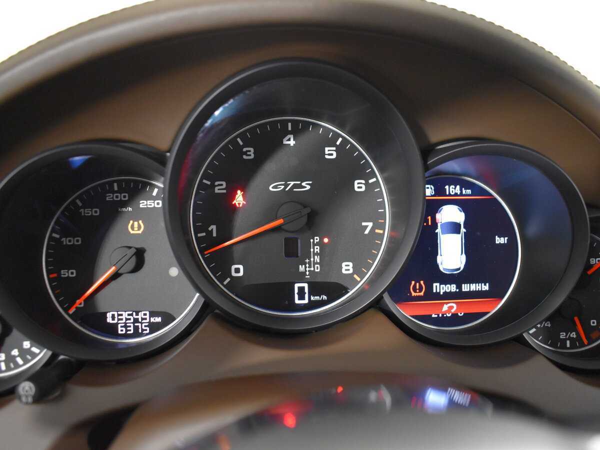 Porsche Cayenne 2015 года с пробегом. Фото: #18