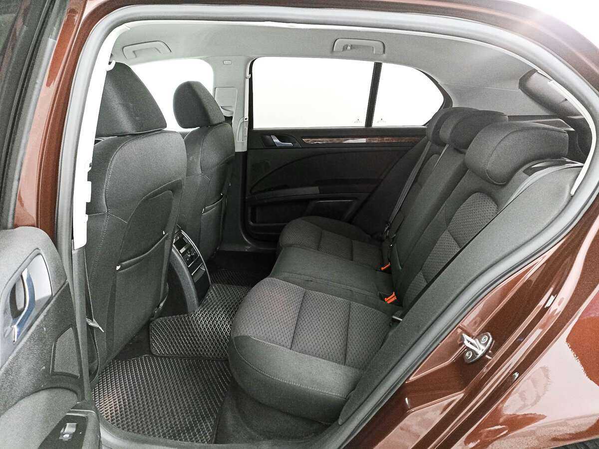 Skoda Superb 2009 года с пробегом. Фото: #9