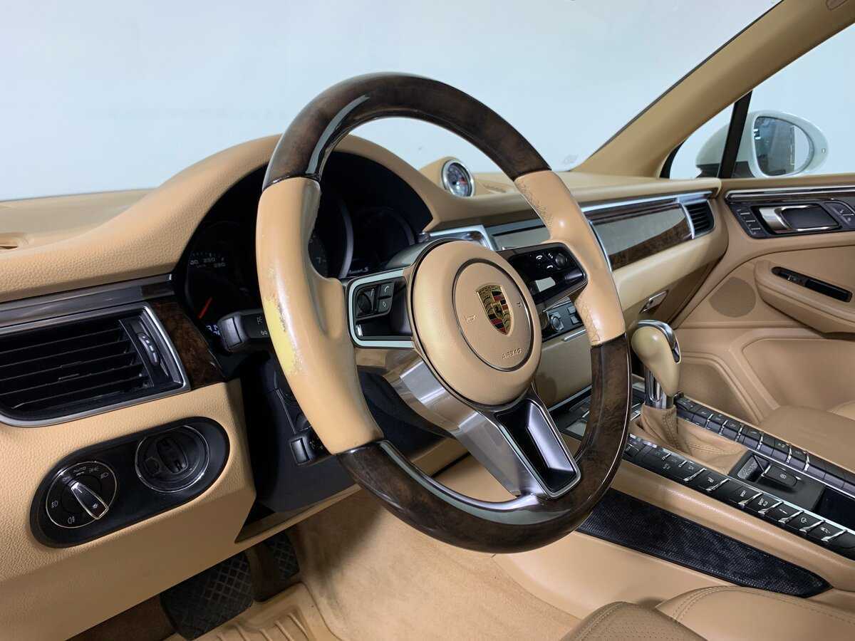 Porsche Macan 2015 года с пробегом. Фото: #11