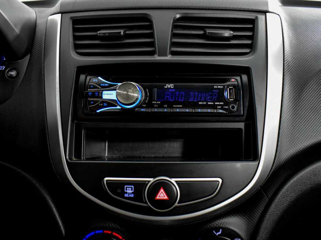 Hyundai Solaris 2011 года с пробегом. Фото: #12