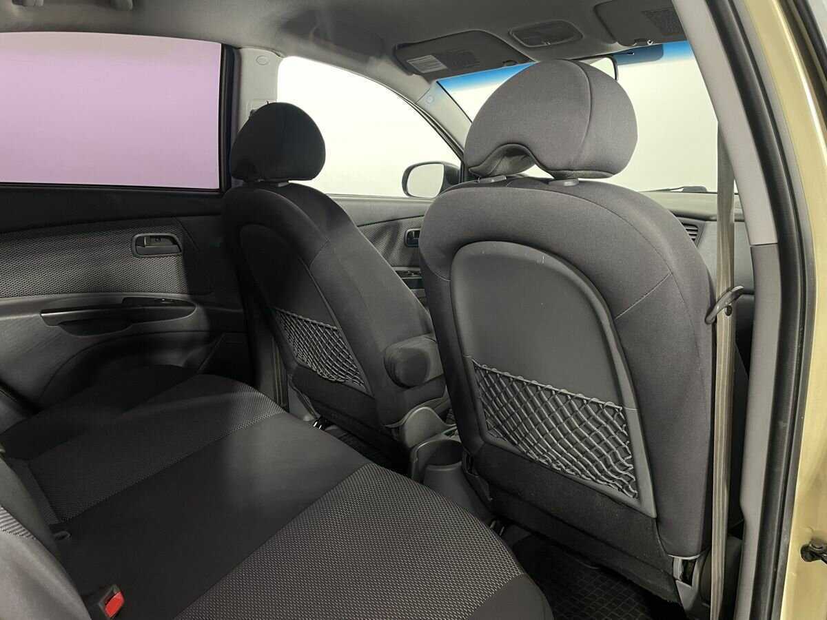 Kia Rio 2010 года с пробегом. Фото: #15