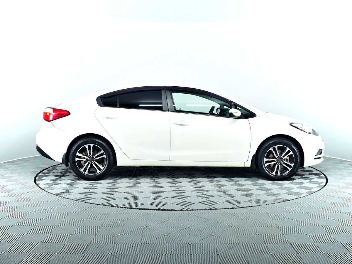 Kia Cerato 2014 года с пробегом. Фото: #3