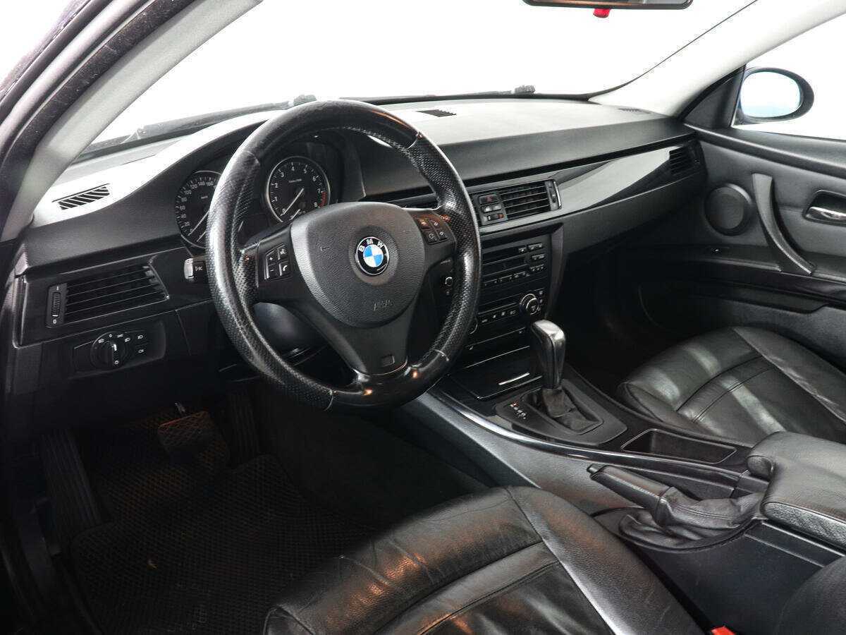 BMW 3 серии 2008 года с пробегом. Фото: #10