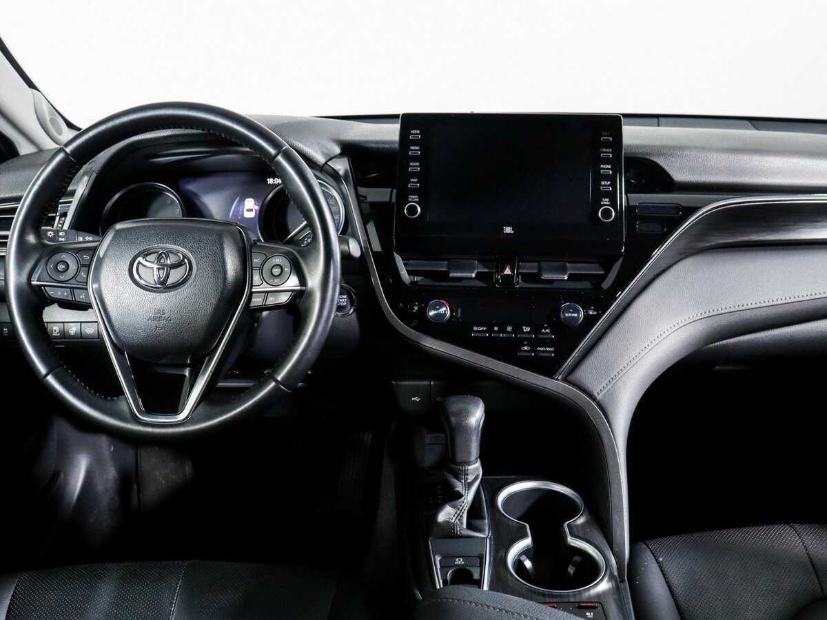 Toyota Camry 2022 года с пробегом. Фото: #8
