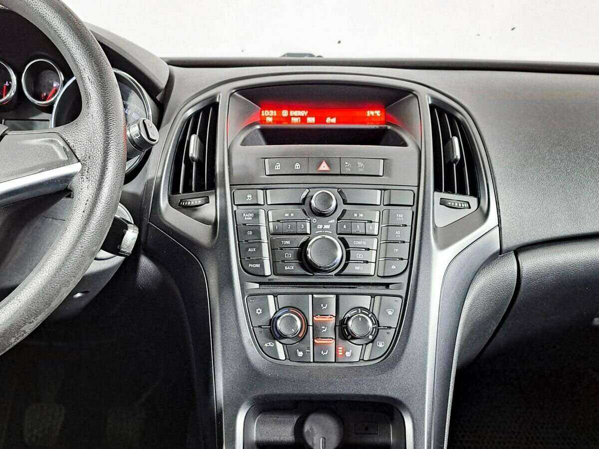 Opel Astra 2011 года с пробегом. Фото: #11