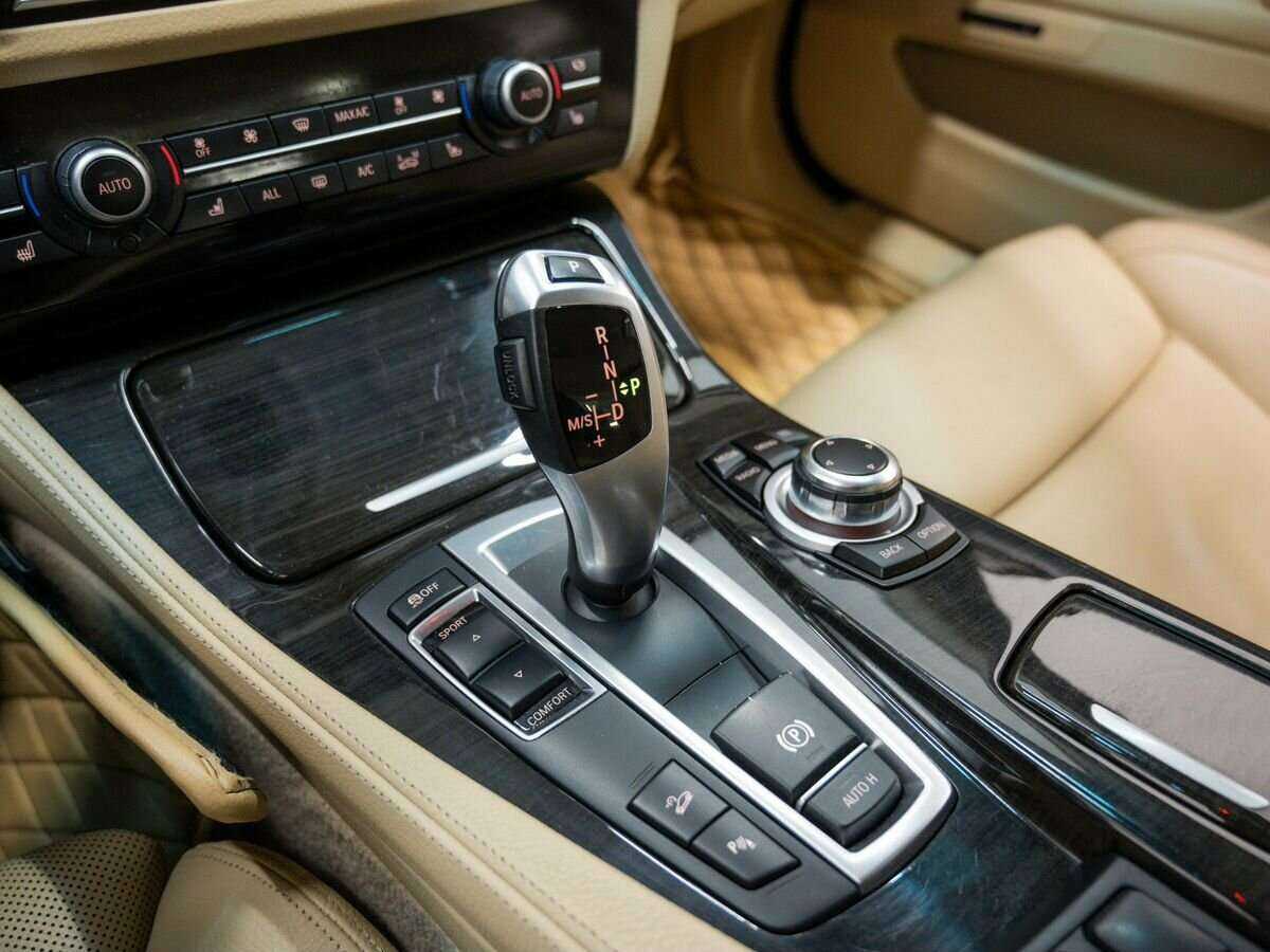 BMW 5 серии 2013 года с пробегом. Фото: #19