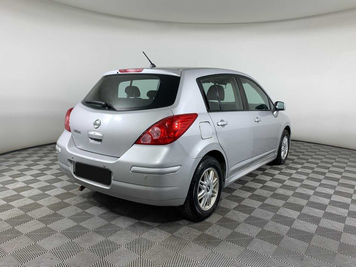 Nissan Tiida 2011 года с пробегом. Фото: #4