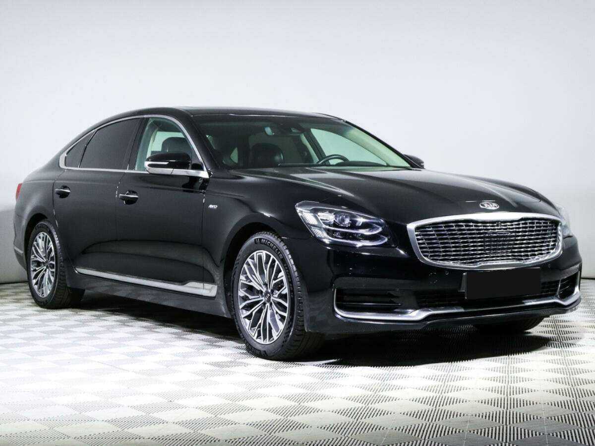 Kia K900 2019 года с пробегом. Фото: #2