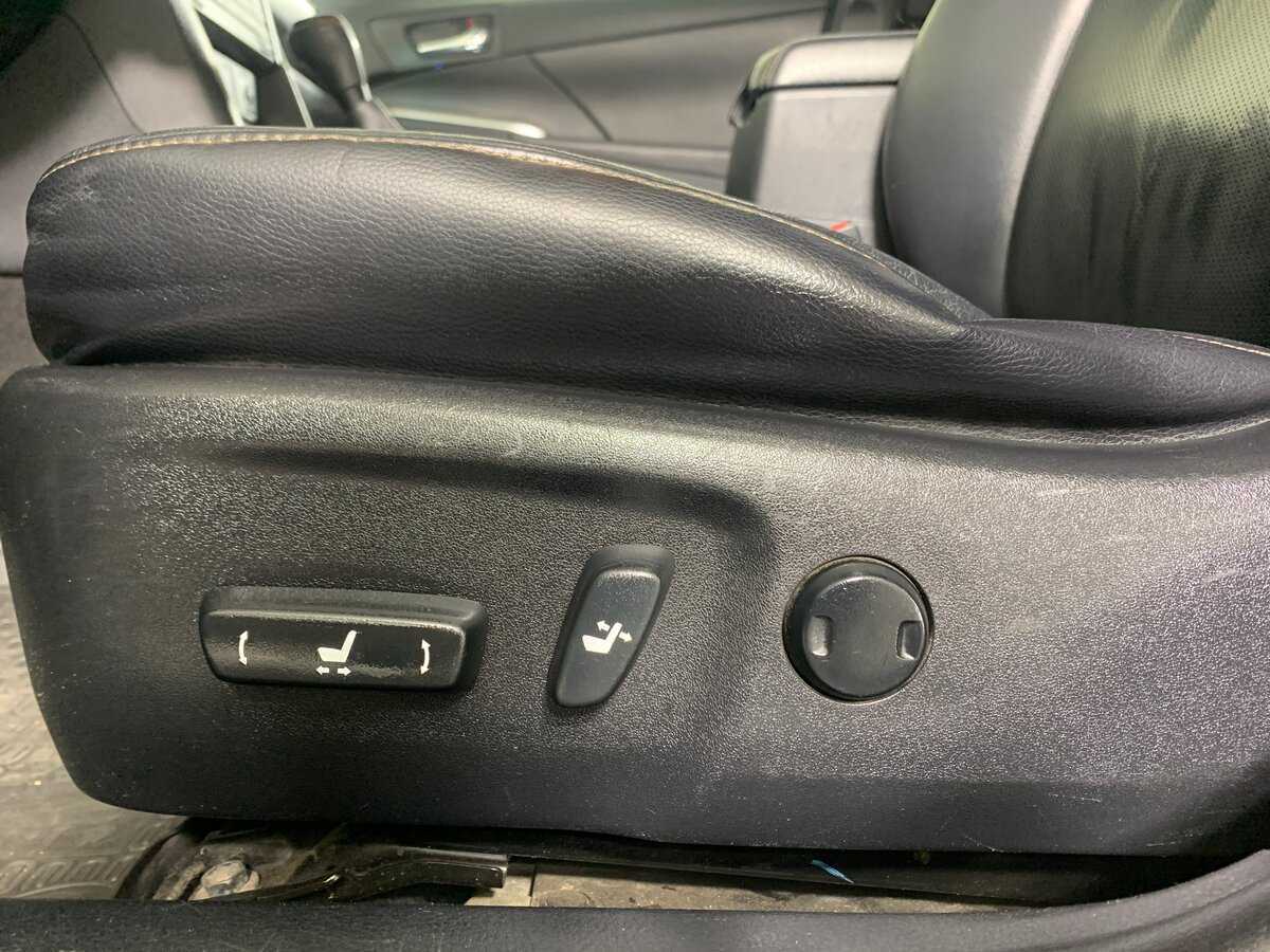 Toyota Camry 2016 года с пробегом. Фото: #14