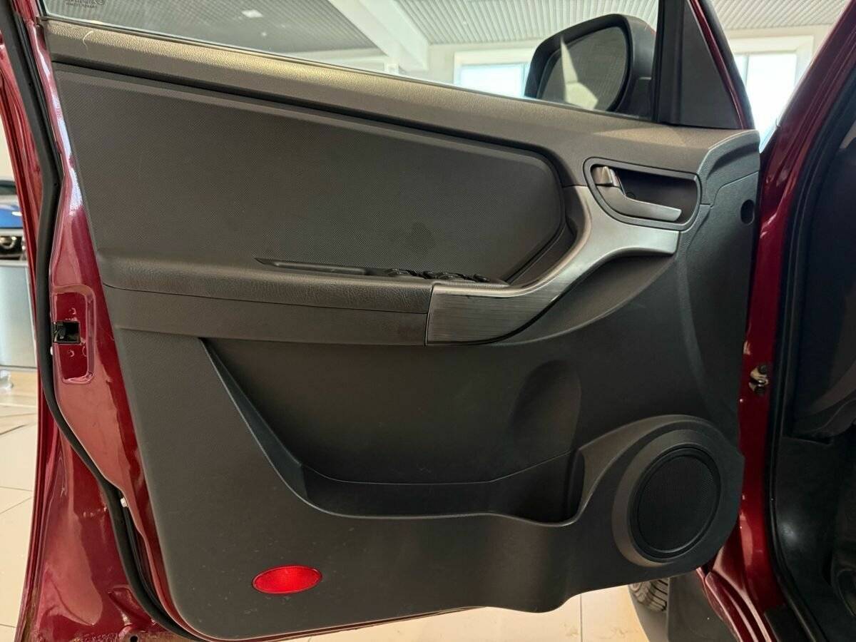 Chery Tiggo (T11) 2014 года с пробегом. Фото: #9