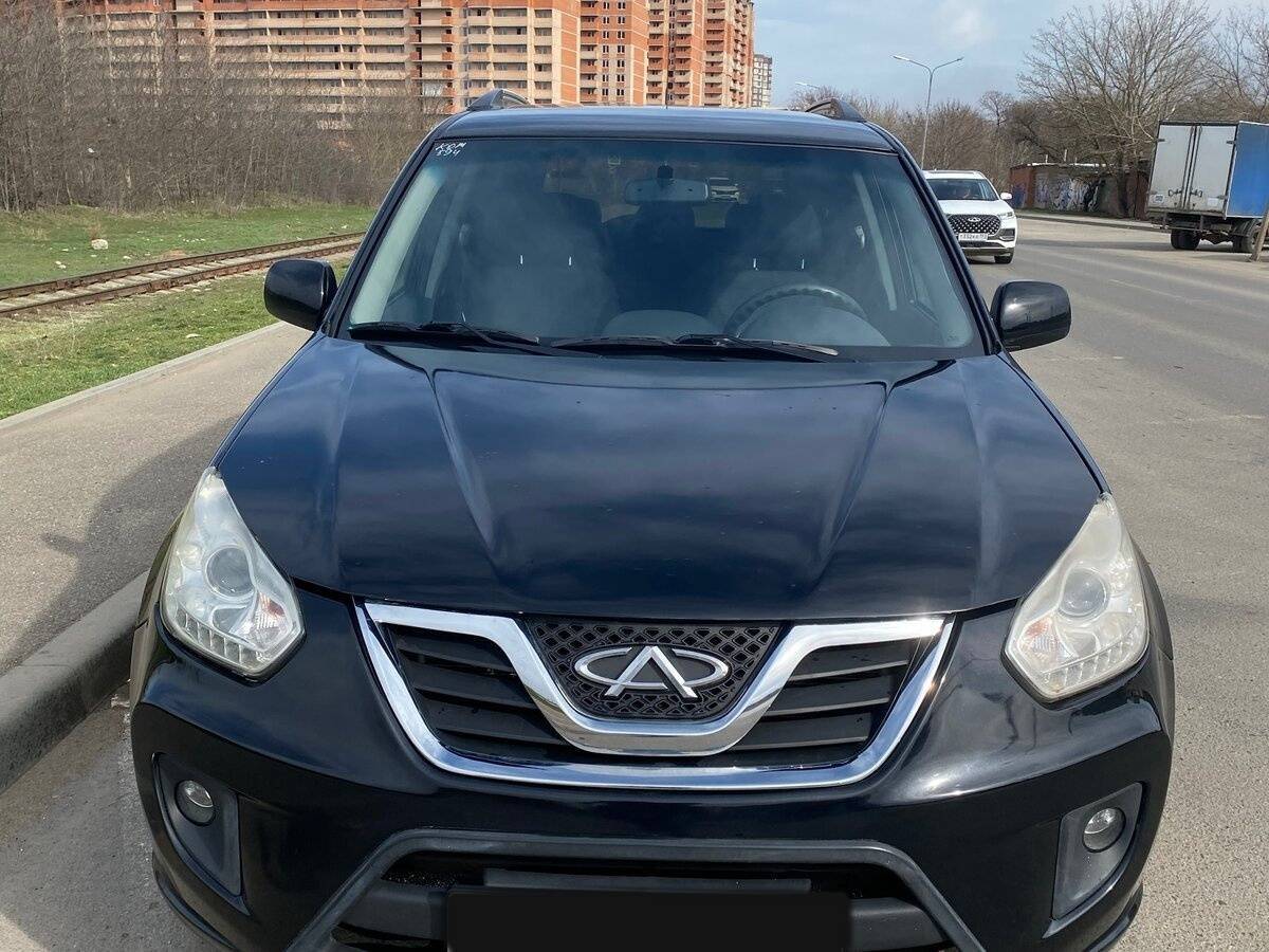 Chery Tiggo (T11) 2015 года с пробегом. Фото: #1