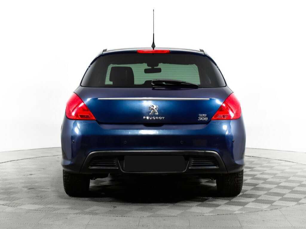 Peugeot 308 2011 года с пробегом. Фото: #5