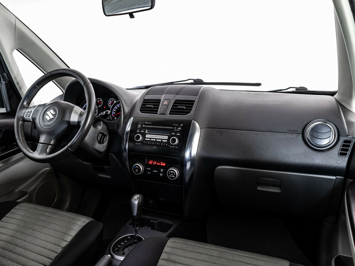 Suzuki SX4 2011 года с пробегом. Фото: #6