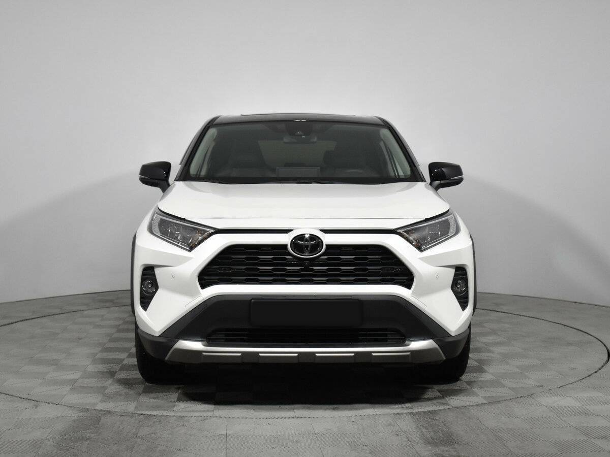 Toyota RAV4 2022 года с пробегом. Фото: #1