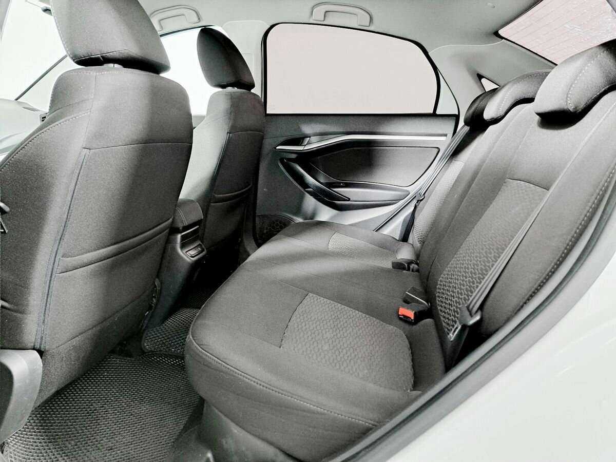 Lada (ВАЗ) Vesta 2019 года с пробегом. Фото: #9