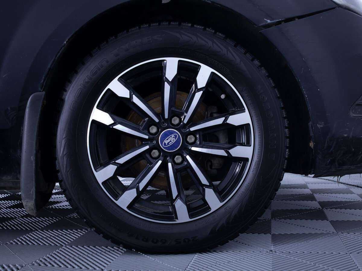 Ford Focus 2008 года с пробегом. Фото: #8