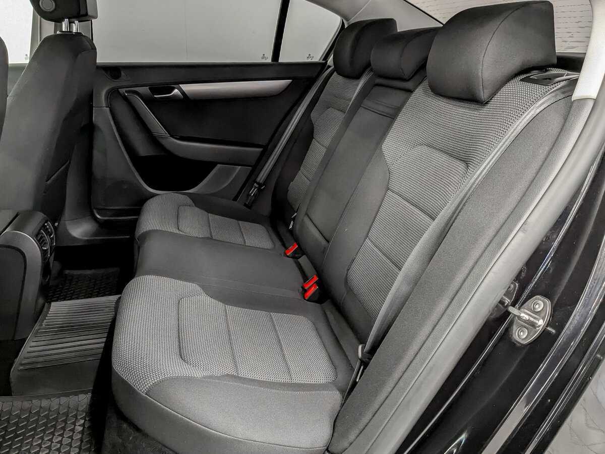 Volkswagen Passat 2012 года с пробегом. Фото: #11