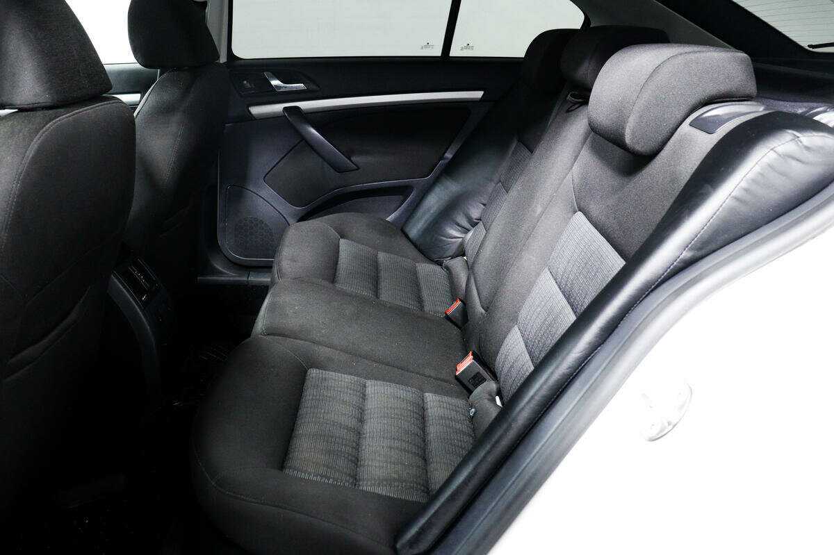 Skoda Octavia 2012 года с пробегом. Фото: #10