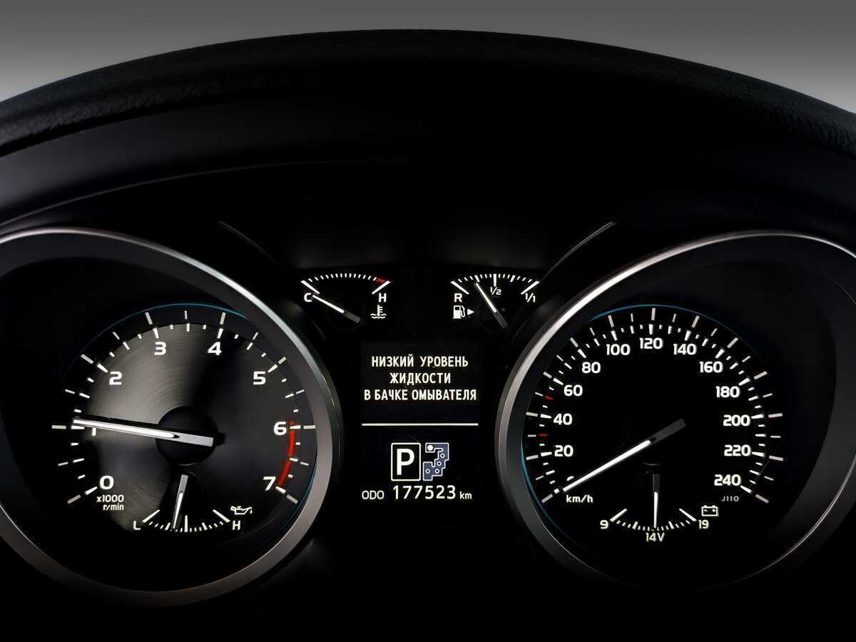 Toyota Land Cruiser 2015 года с пробегом. Фото: #12