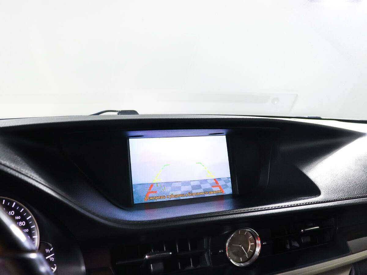 Lexus ES 2016 года с пробегом. Фото: #13