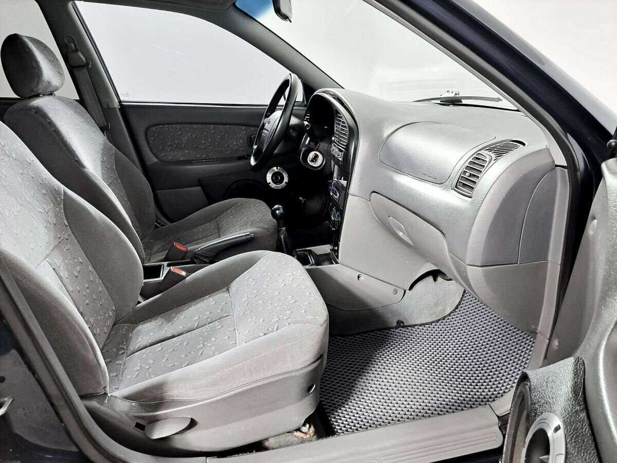 Kia Spectra 2009 года с пробегом. Фото: #8