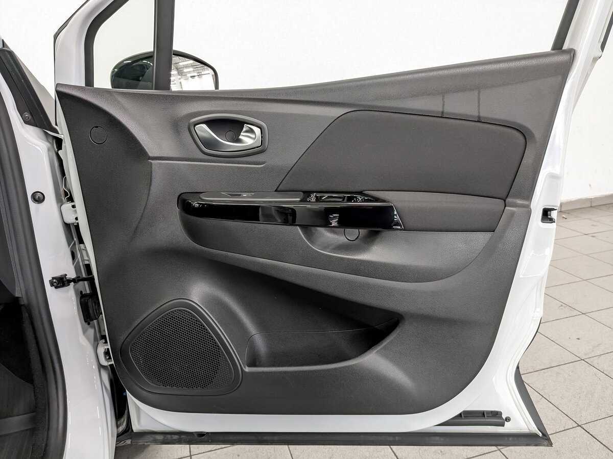 Renault Kaptur 2021 года с пробегом. Фото: #21