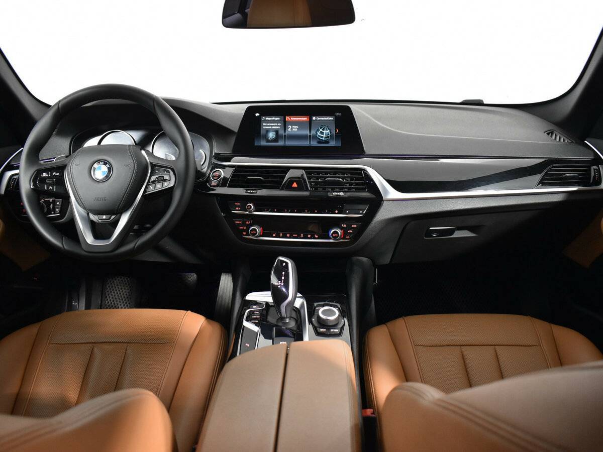 BMW 5 серии 2020 года с пробегом. Фото: #10