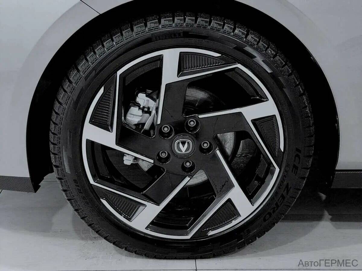 Changan Lamore 2023 года с пробегом. Фото: #14