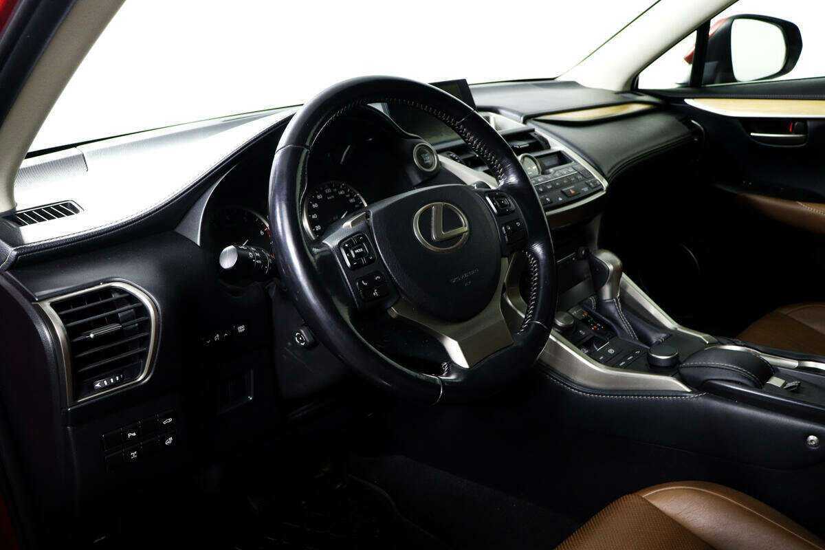 Lexus NX 2015 года с пробегом. Фото: #12