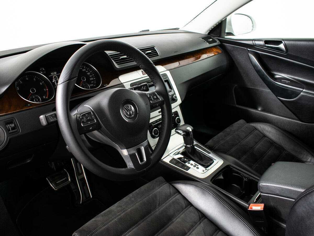 Volkswagen Passat 2010 года с пробегом. Фото: #12