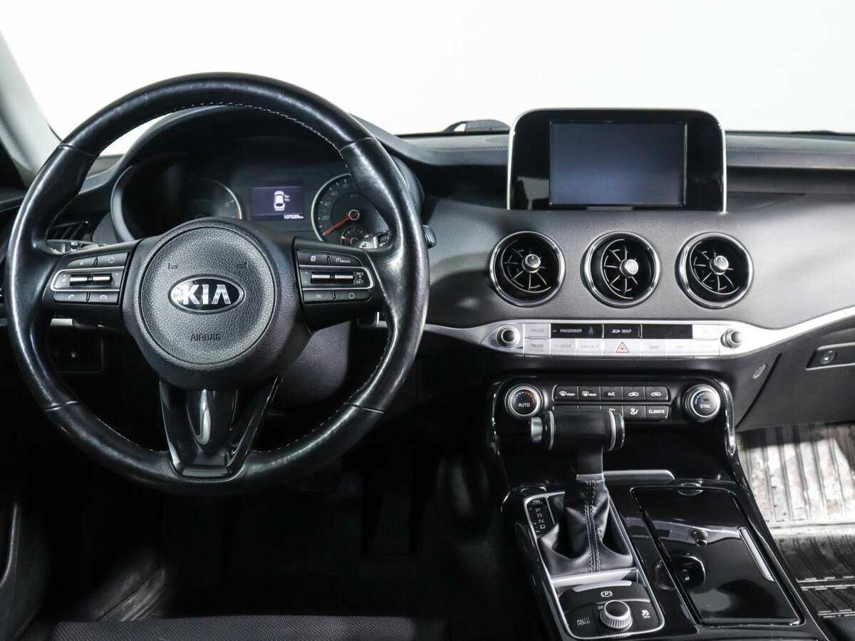 Kia Stinger 2018 года с пробегом. Фото: #9