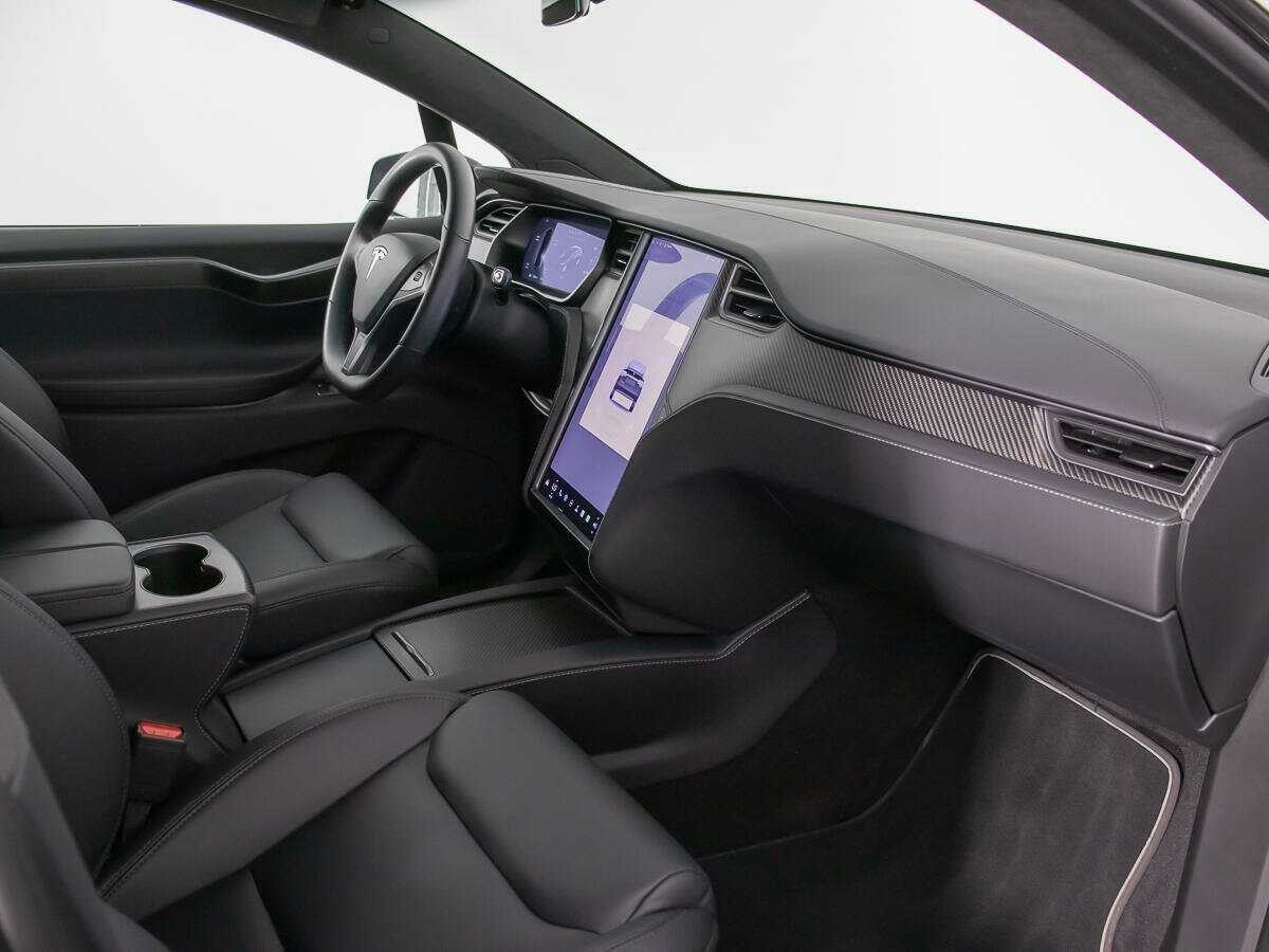 Tesla Model X 2020 года с пробегом. Фото: #8