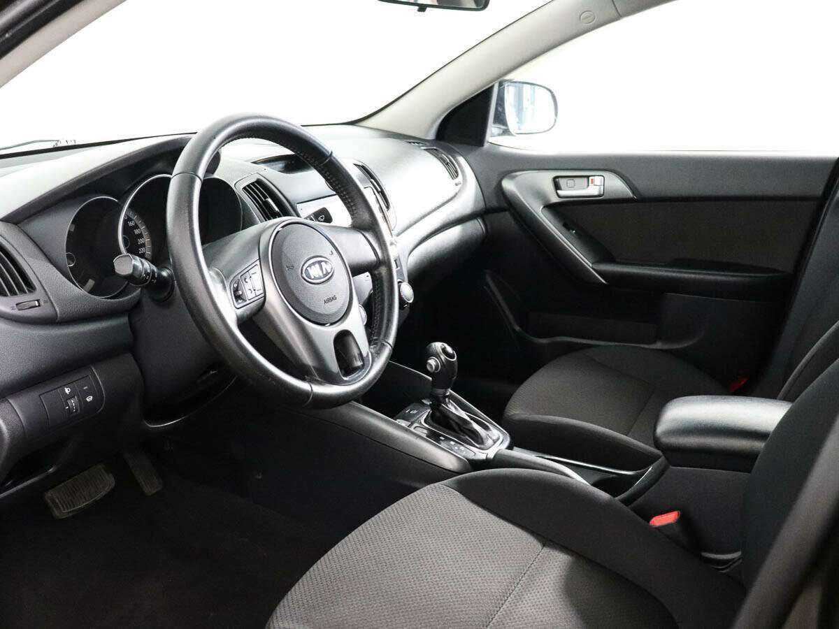 Kia Cerato 2010 года с пробегом. Фото: #7