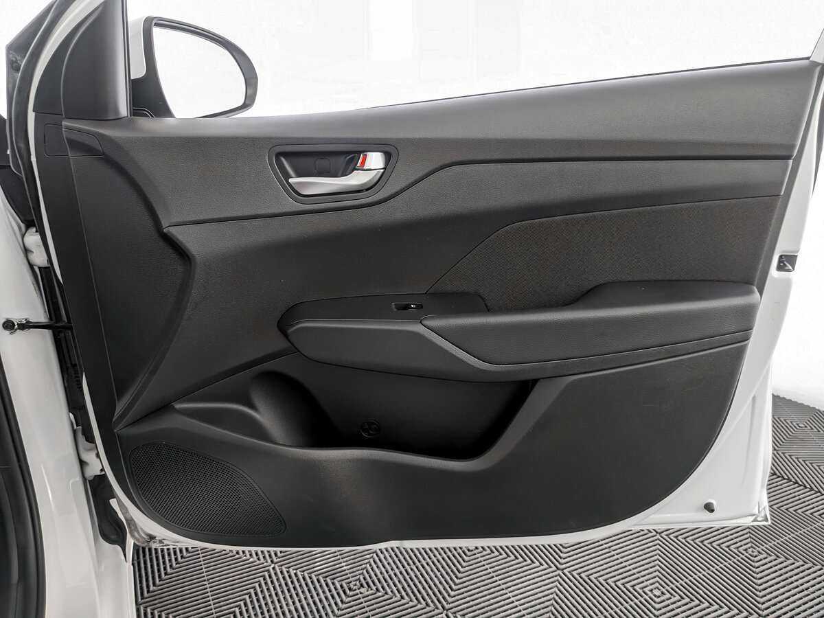 Hyundai Solaris 2022 года с пробегом. Фото: #23