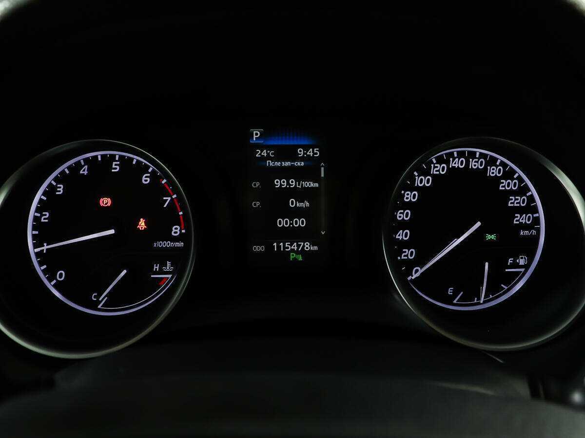 Toyota Camry 2020 года с пробегом. Фото: #13