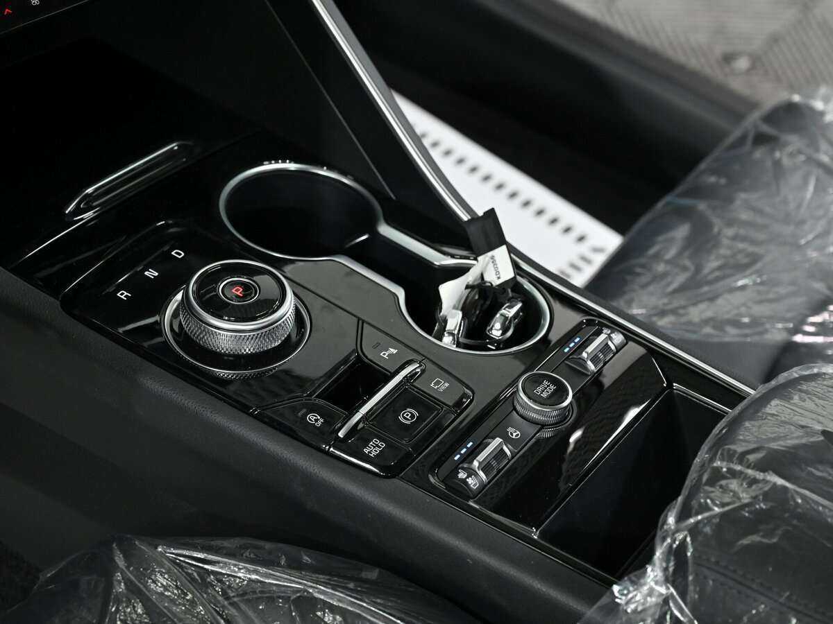 Kia K5 2023 года с пробегом. Фото: #17