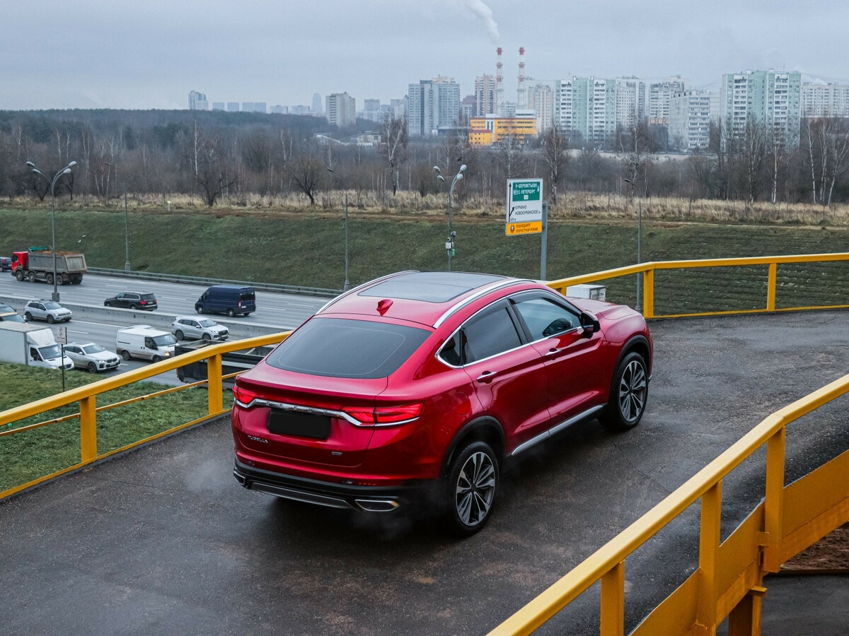 Geely Tugella 2021 года с пробегом. Фото: #15