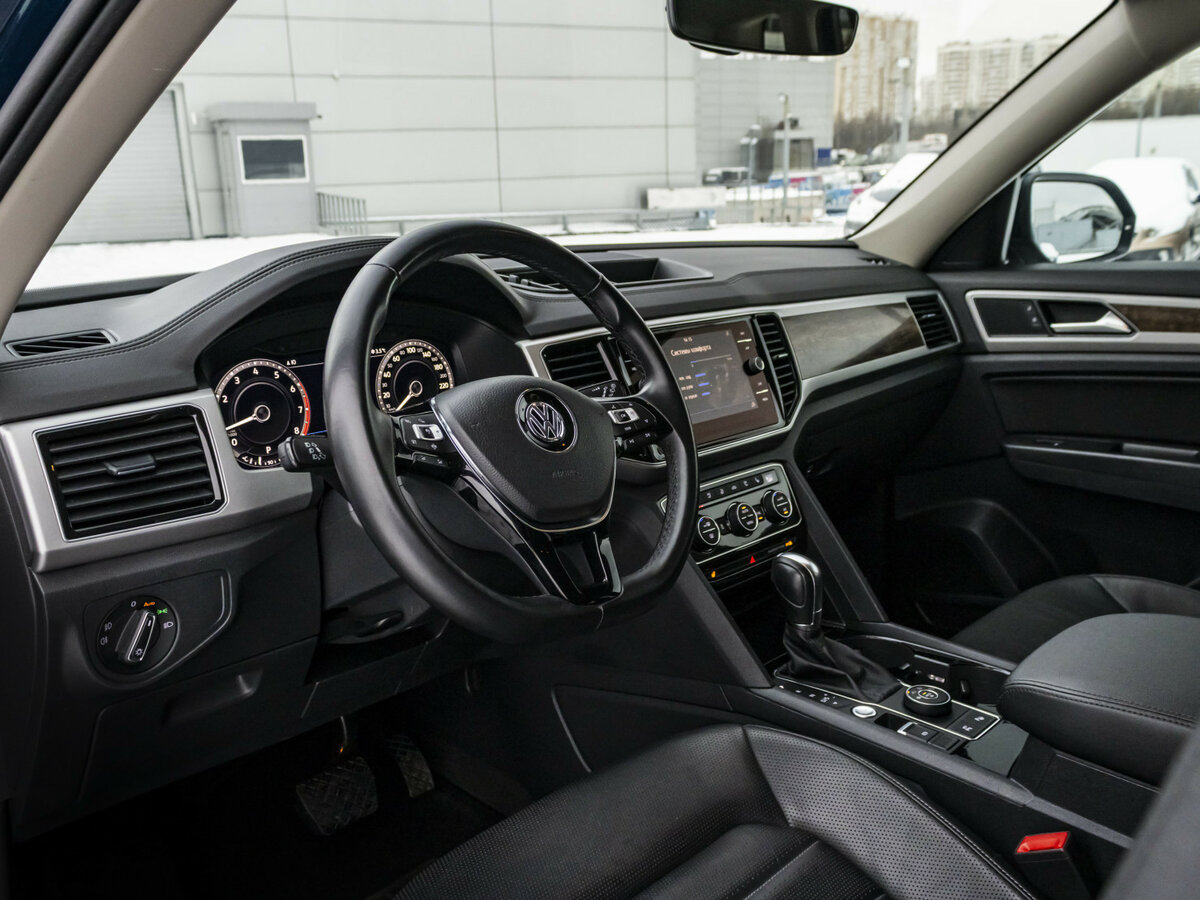 Volkswagen Teramont 2019 года с пробегом. Фото: #10