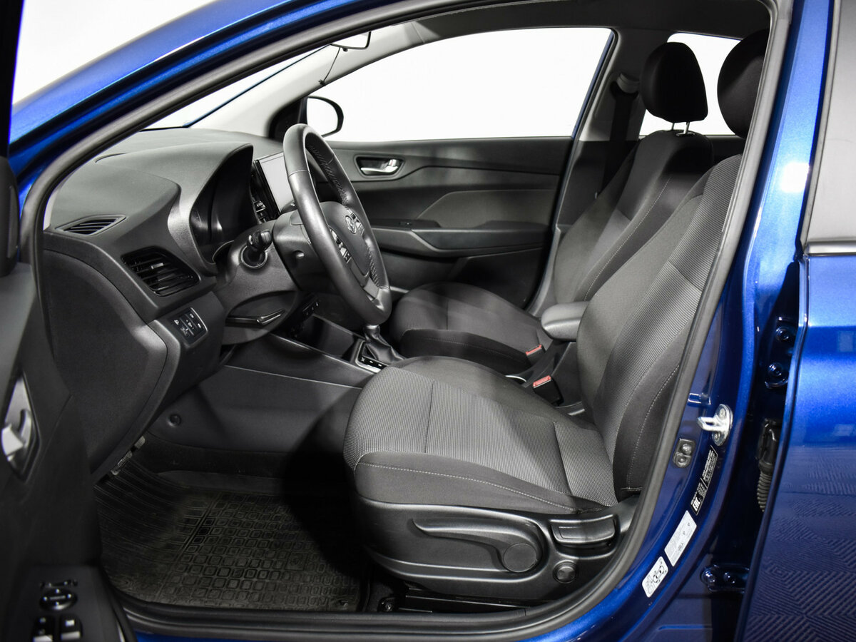 Hyundai Solaris 2022 года с пробегом. Фото: #9