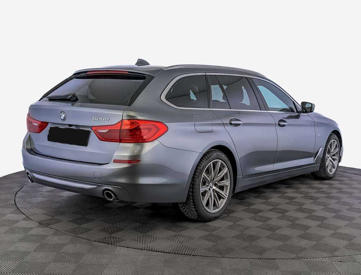 BMW 5 серии 2019 года с пробегом. Фото: #4
