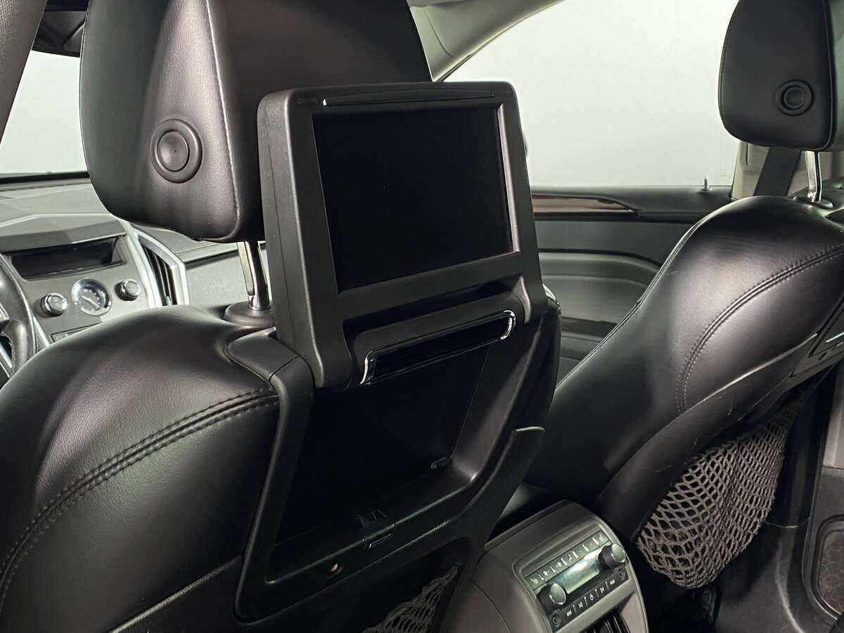 Cadillac SRX 2011 года с пробегом. Фото: #16