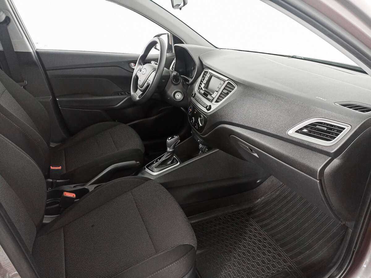 Hyundai Solaris 2020 года с пробегом. Фото: #8