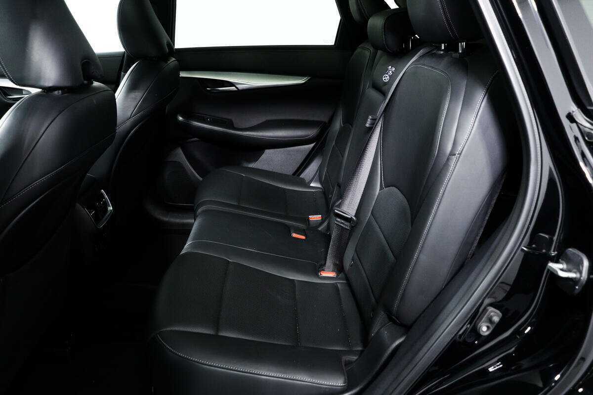 Infiniti QX50 2018 года с пробегом. Фото: #11