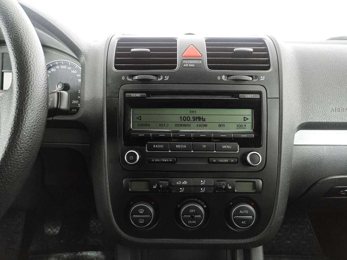 Volkswagen Jetta 2009 года с пробегом. Фото: #14