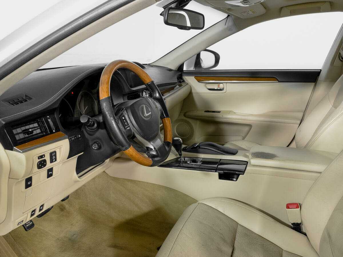 Lexus ES 2013 года с пробегом. Фото: #15
