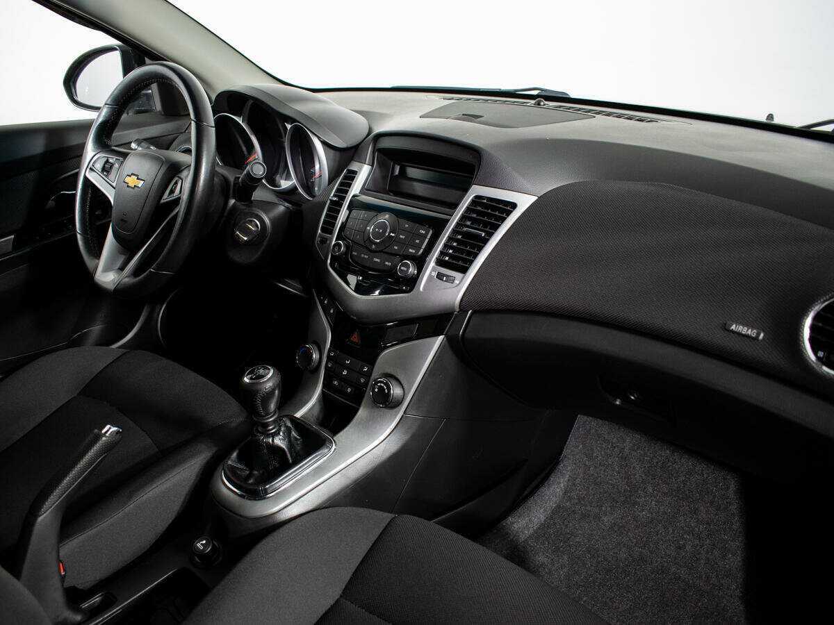 Chevrolet Cruze 2011 года с пробегом. Фото: #8